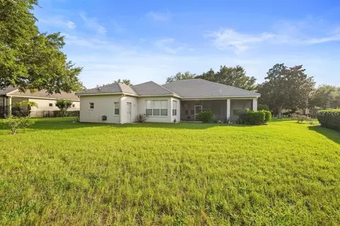 Exterior - 2019 Capri Ln, Mount Dora, FL 32757 photo 9 of 9