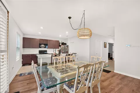 Dining - 483 W Runyon Loop, Beverly Hills, FL 34465 photo 1 of 4