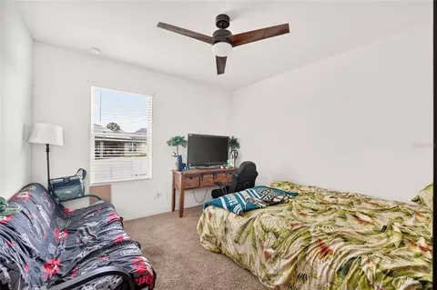 Bedroom - 483 W Runyon Loop, Beverly Hills, FL 34465 photo 8 of 8