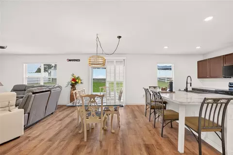 Dining - 483 W Runyon Loop, Beverly Hills, FL 34465 photo 2 of 4