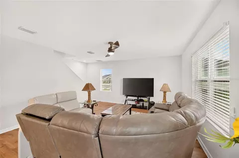 Living - 483 W Runyon Loop, Beverly Hills, FL 34465 photo 4 of 4
