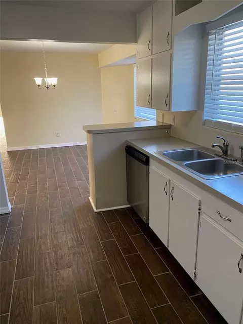 Kitchen - 803 Haselton St, Eustis, FL 32726 photo 2 of 2