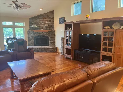 Living - 5361 Circle Dr, Weeki Wachee, FL 34607 photo 3 of 5