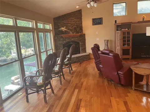 Living - 5361 Circle Dr, Weeki Wachee, FL 34607 photo 5 of 5
