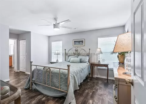 Bedroom - 11137 SE 174th Loop, Summerfield, FL 34491 photo 2 of 6