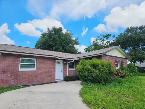 6092 Burch St N, Saint Petersburg, FL 33709
