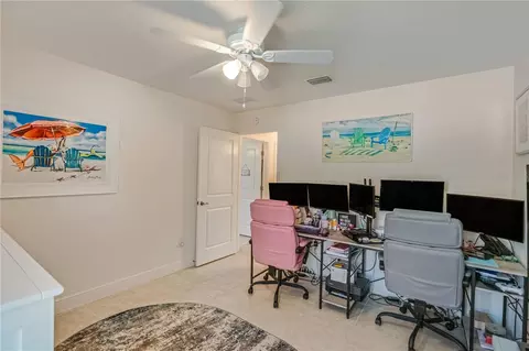 10369 Silver Maple Ave, Oxford, FL 34484