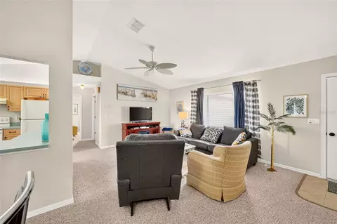 Living - 8446 SE 137th Loop, Summerfield, FL 34491 photo 2 of 5