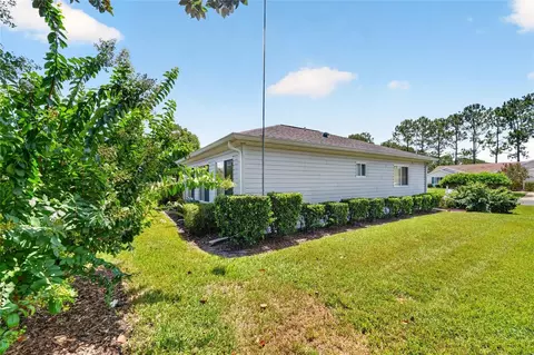 Exterior - 8446 SE 137th Loop, Summerfield, FL 34491 photo 2 of 9
