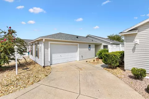 1695 Vinewood Ave, The Villages, FL 32162