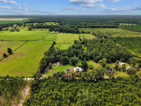 15518 192nd St, O Brien, FL 32071
