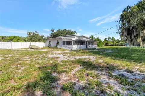 Exterior - 809 Donnelly St, Eustis, FL 32726 photo 9 of 10