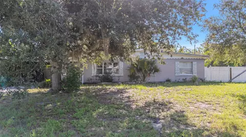 Exterior - 809 Donnelly St, Eustis, FL 32726 photo 10 of 10