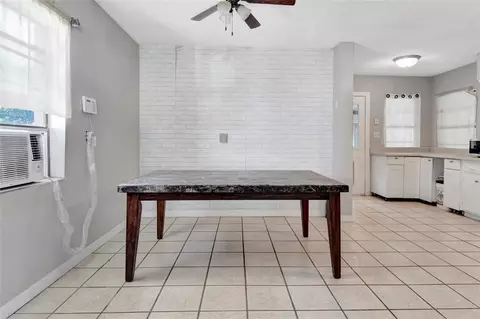 Dining - 809 Donnelly St, Eustis, FL 32726 photo 1 of 2