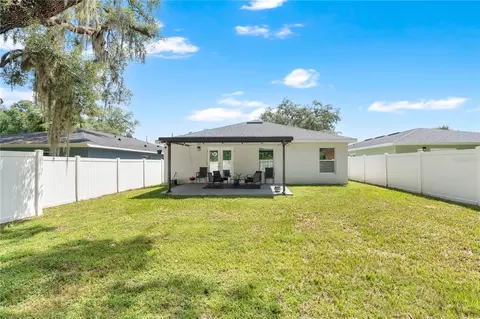 Exterior - 233 E 16th St, Apopka, FL 32703 photo 1 of 5