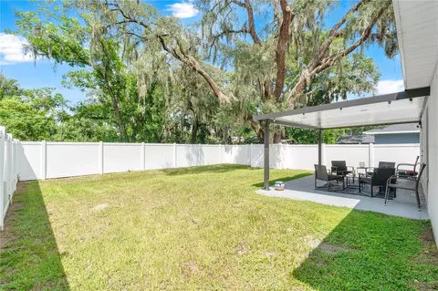 Exterior - 233 E 16th St, Apopka, FL 32703 photo 4 of 5