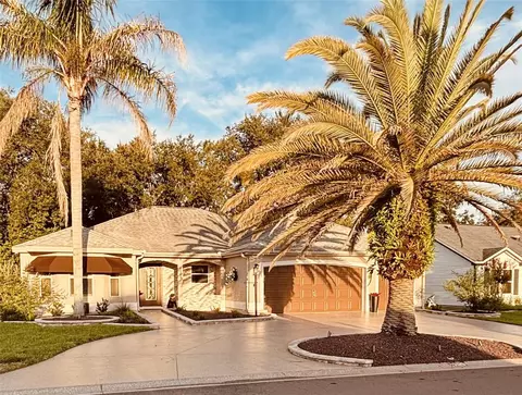 1209 Barcelona Dr, The Villages, FL 32159