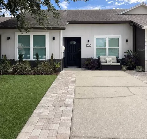 1628 Tropical Ct, Tavares, FL 32778