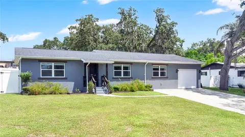 Exterior - 772 Pine Ln, Clermont, FL 34711 photo 10 of 10