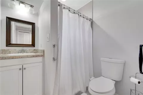 Bath - 772 Pine Ln, Clermont, FL 34711 photo 2 of 2