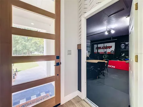 Entry Way - 34814 William Ln, Eustis, FL 32736 photo 1 of 4