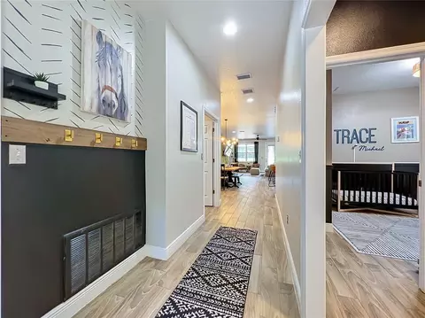 Entry Way - 34814 William Ln, Eustis, FL 32736 photo 4 of 4