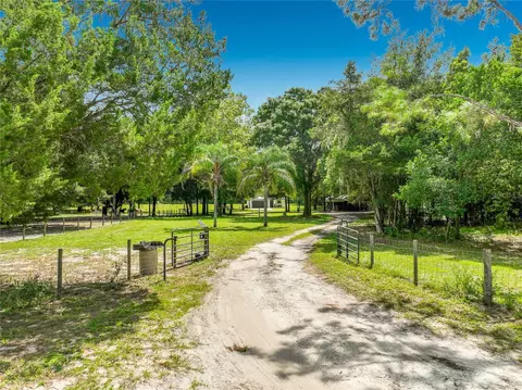 Exterior - 34814 William Ln, Eustis, FL 32736 photo 3 of 17