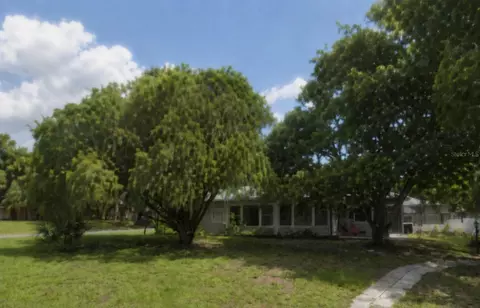 994 Seminole St, Clermont, FL 34711