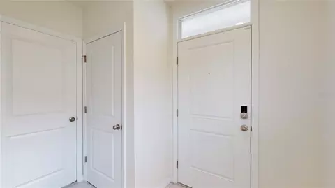 Entry Way - Undisclosed, Umatilla, FL 32784 photo 1 of 2