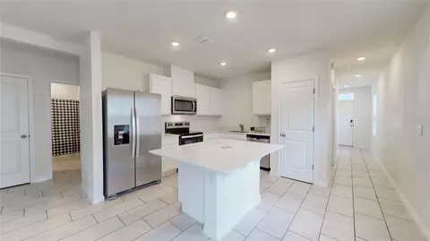 Kitchen - Undisclosed, Umatilla, FL 32784 photo 2 of 3