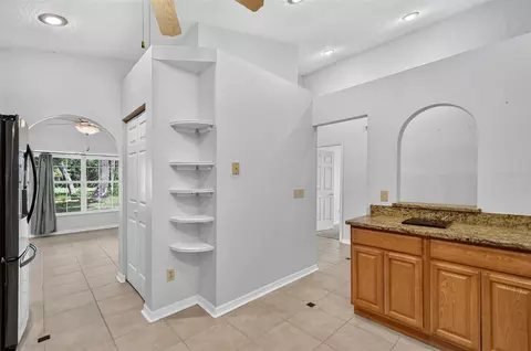 Entry Way - 37130 County Road 439, Eustis, FL 32736 photo 2 of 3
