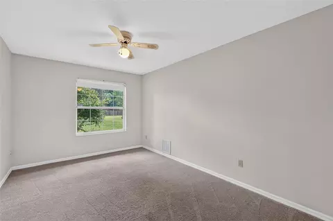 Bedroom - 37130 County Road 439, Eustis, FL 32736 photo 3 of 8