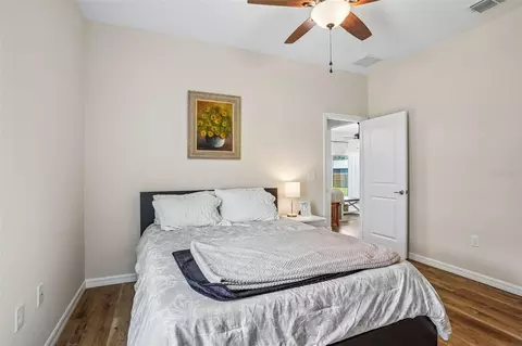 Bedroom - 40688 E 9th Ave, Umatilla, FL 32784 photo 5 of 5
