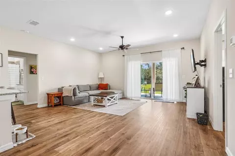 Living - 40688 E 9th Ave, Umatilla, FL 32784 photo 1 of 3