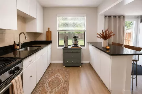 Kitchen - 1330 Monterey Dr, Eustis, FL 32726 photo 1 of 3