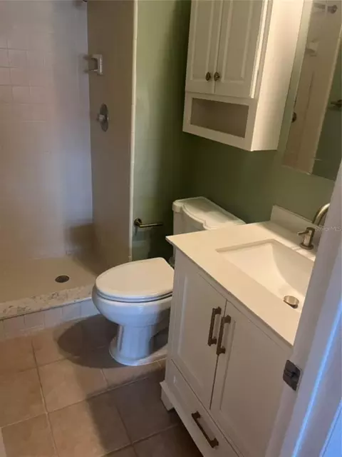 Bath - 15 Cove Ln, Eustis, FL 32726 photo 2 of 2