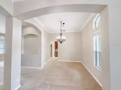 Living - 105 E Blue Water Edge Dr, Eustis, FL 32736 photo 1 of 2