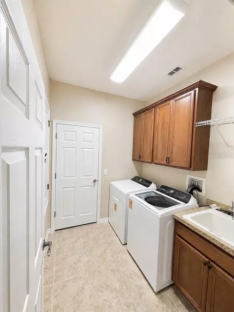 Other - 105 E Blue Water Edge Dr, Eustis, FL 32736 photo 3 of 4