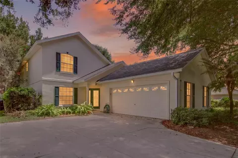 4875 Abaco Dr, Tavares, FL 32778