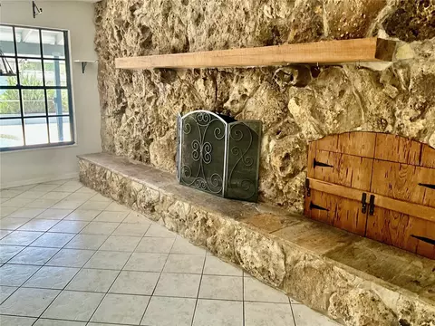 Living - 2430 W County Road 44, Eustis, FL 32726 photo 2 of 2
