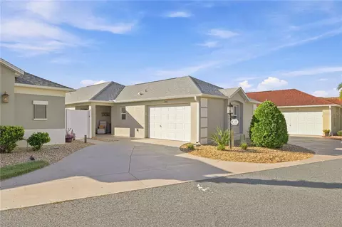 1186 Trappers Ct, The Villages, FL 32163