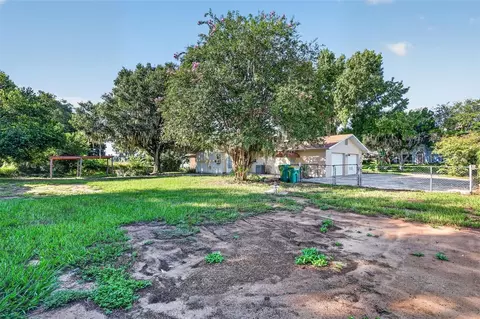 Exterior - 5 Hermosa Dr, Eustis, FL 32726 photo 7 of 10