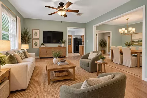 Living - 5 Hermosa Dr, Eustis, FL 32726 photo 3 of 8