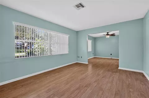 Living - 5 Hermosa Dr, Eustis, FL 32726 photo 1 of 8