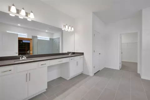 Bath - 7388 Sea Manatee St, Parrish, FL 34219 photo 2 of 3
