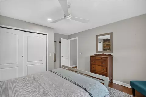 Bedroom - 19923 W Eldorado Dr, Eustis, FL 32736 photo 5 of 7