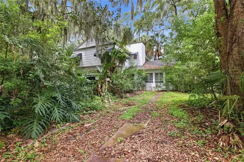 815 S 9th St, Leesburg, FL 34748