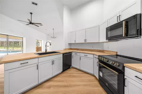 Kitchen - 375 N Highview Ave, Hernando, FL 34442 photo 3 of 3