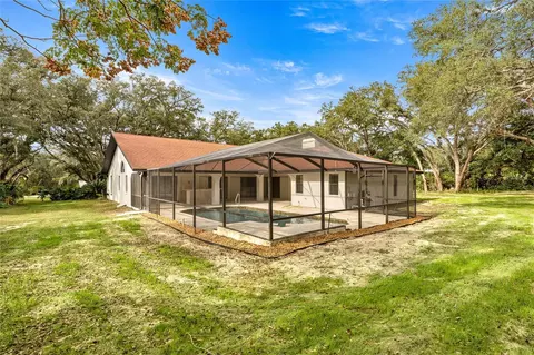Exterior - 375 N Highview Ave, Hernando, FL 34442 photo 7 of 12