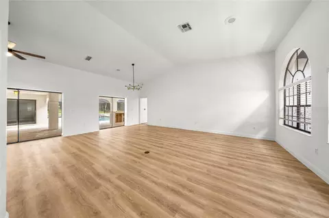Living - 375 N Highview Ave, Hernando, FL 34442 photo 1 of 8